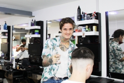 Top Class Barber Image 3