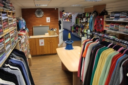 Scottish Knitwear Shop Image 2