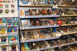 TOYS N TECH Image 6