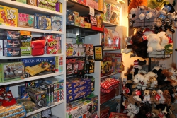 TOYS N TECH Image 3