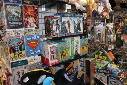 TOYS N TECH Image 2